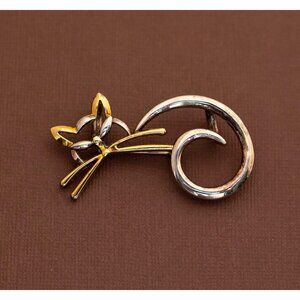 Vintage Fierce Cat Silhouette Two Tone Brooch - U20